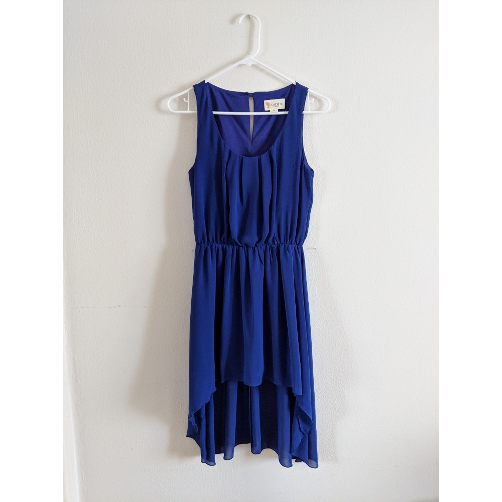 Blue dress